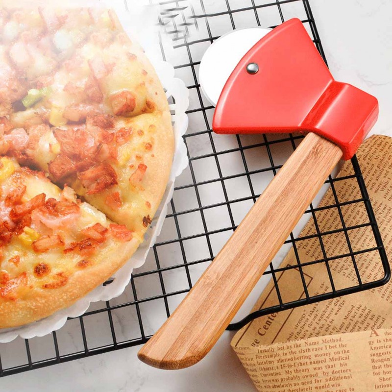 Bamboo Handle Pizza Rolling Cutter Steel
