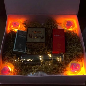 Wedding Gift Box