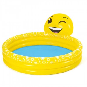 Summer Smiles Sprayer Pool